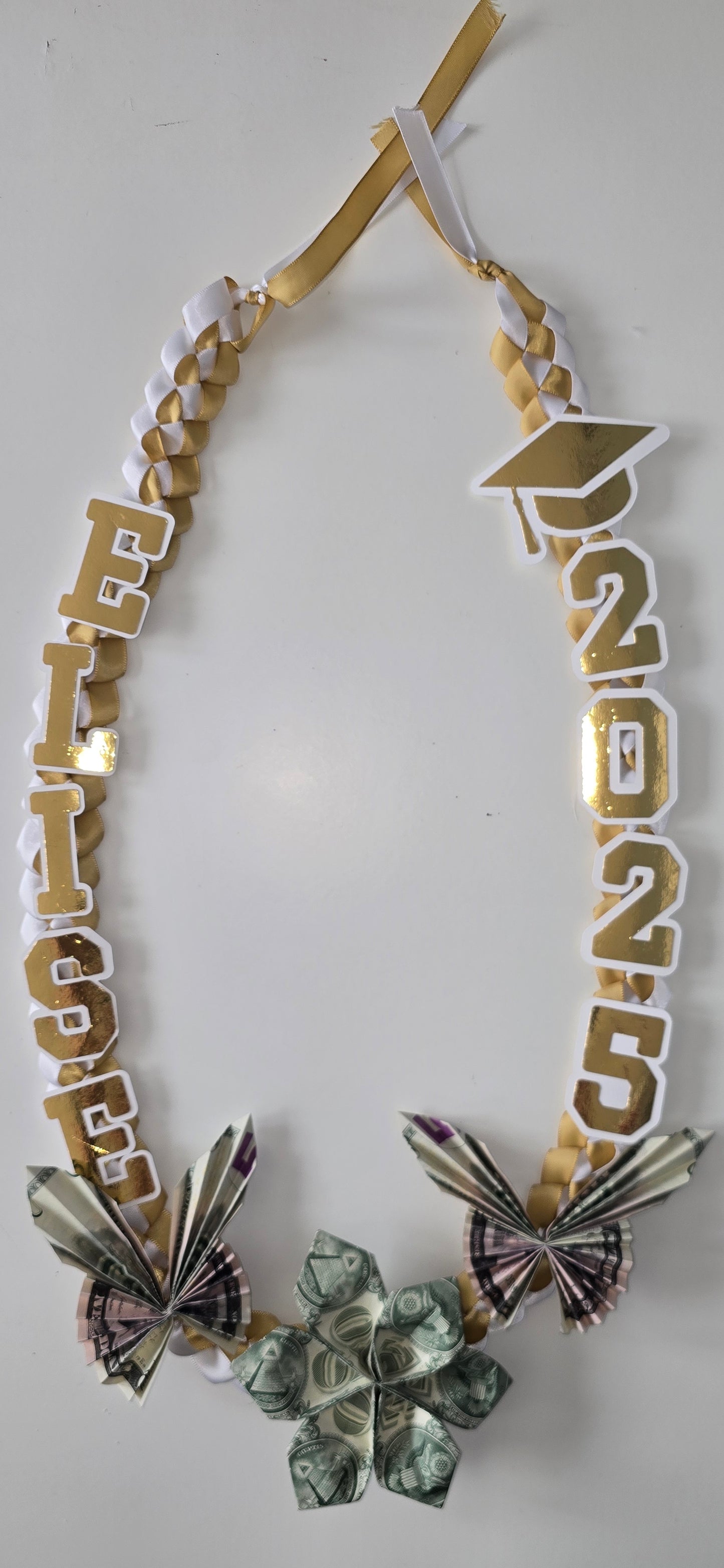 Gold & White: Ribbon Lei
